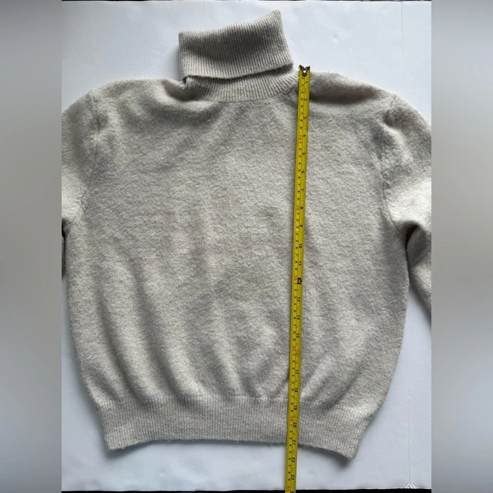 H&M Turtleneck Sweater Soft-Knit Loose-Fit Light Gray Melange Size S